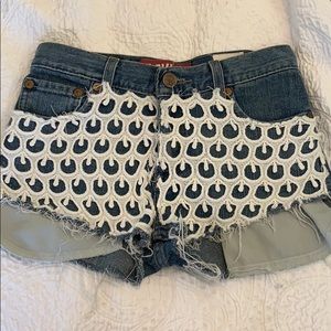 Vintage Lace Trim Levi’s